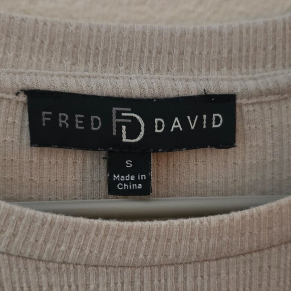 Fred David Ribbed Knit Lace Shoulder Neutral Top Small - Picture 2 of 5